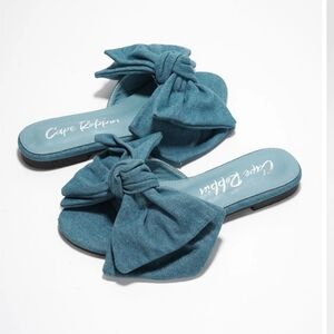 Cape Robbin Bow Denim Flat Sandals 7 7.5